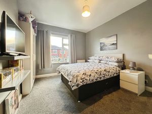 Bedroom 1- click for photo gallery